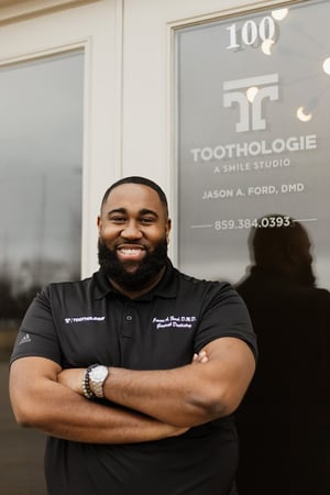 Images Toothologie – A Smile Studio