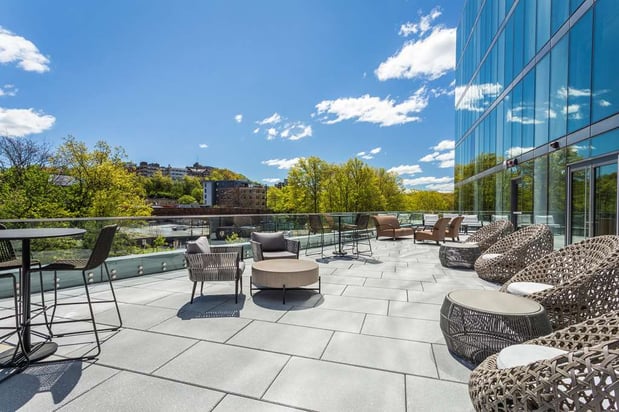 Images Hilton Garden Inn Boston Brookline