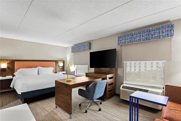 Images Hampton Inn & Suites Bolingbrook