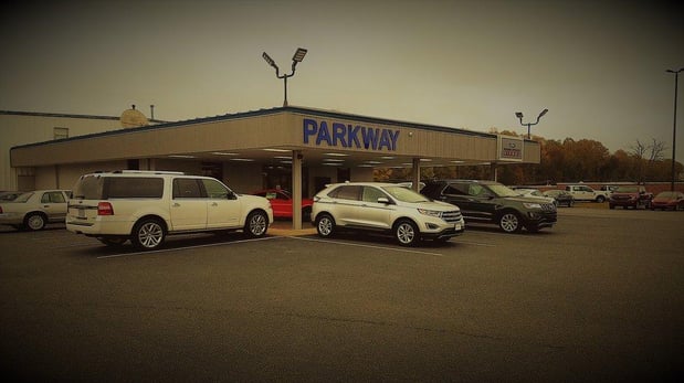 Images Parkway Ford of Lexington