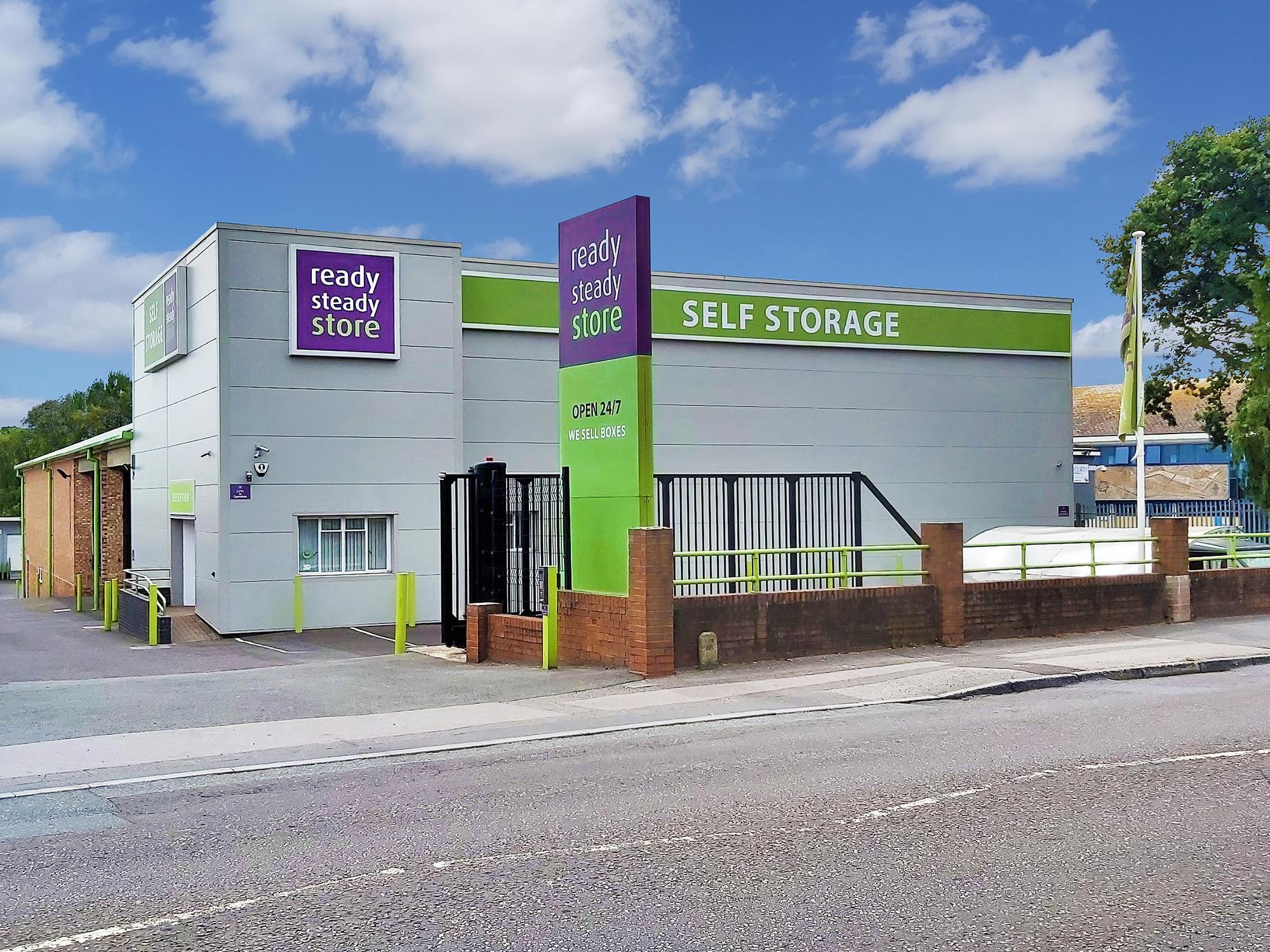 Ready Steady Store Self Storage Bournemouth Bournemouth 01202 023900