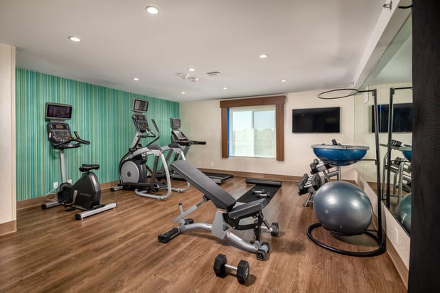 Images Holiday Inn Express & Suites Chatsworth by IHG