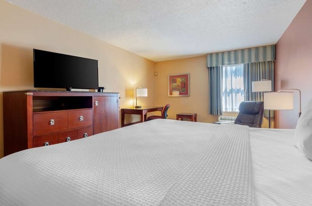 Images Best Western Plus Inn at Valley View