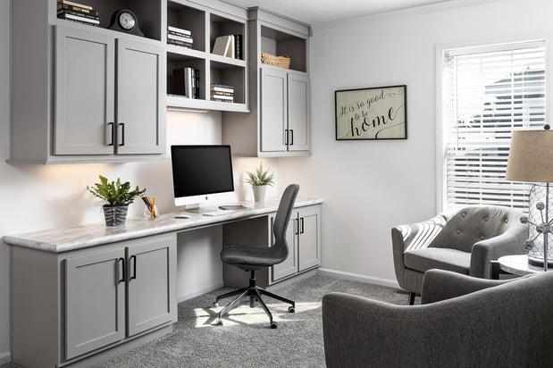 Images Flummerfelt Homes & Storage