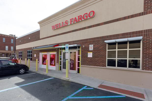 Images Wells Fargo Bank