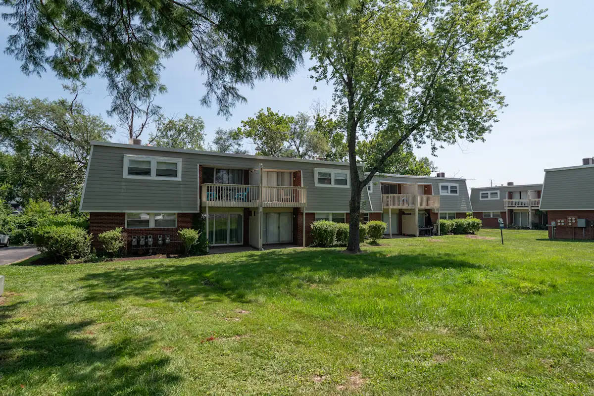 exterior view of Lexington Square