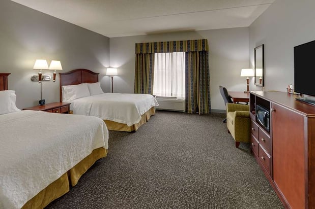 Images Hampton Inn & Suites Indianapolis-Airport