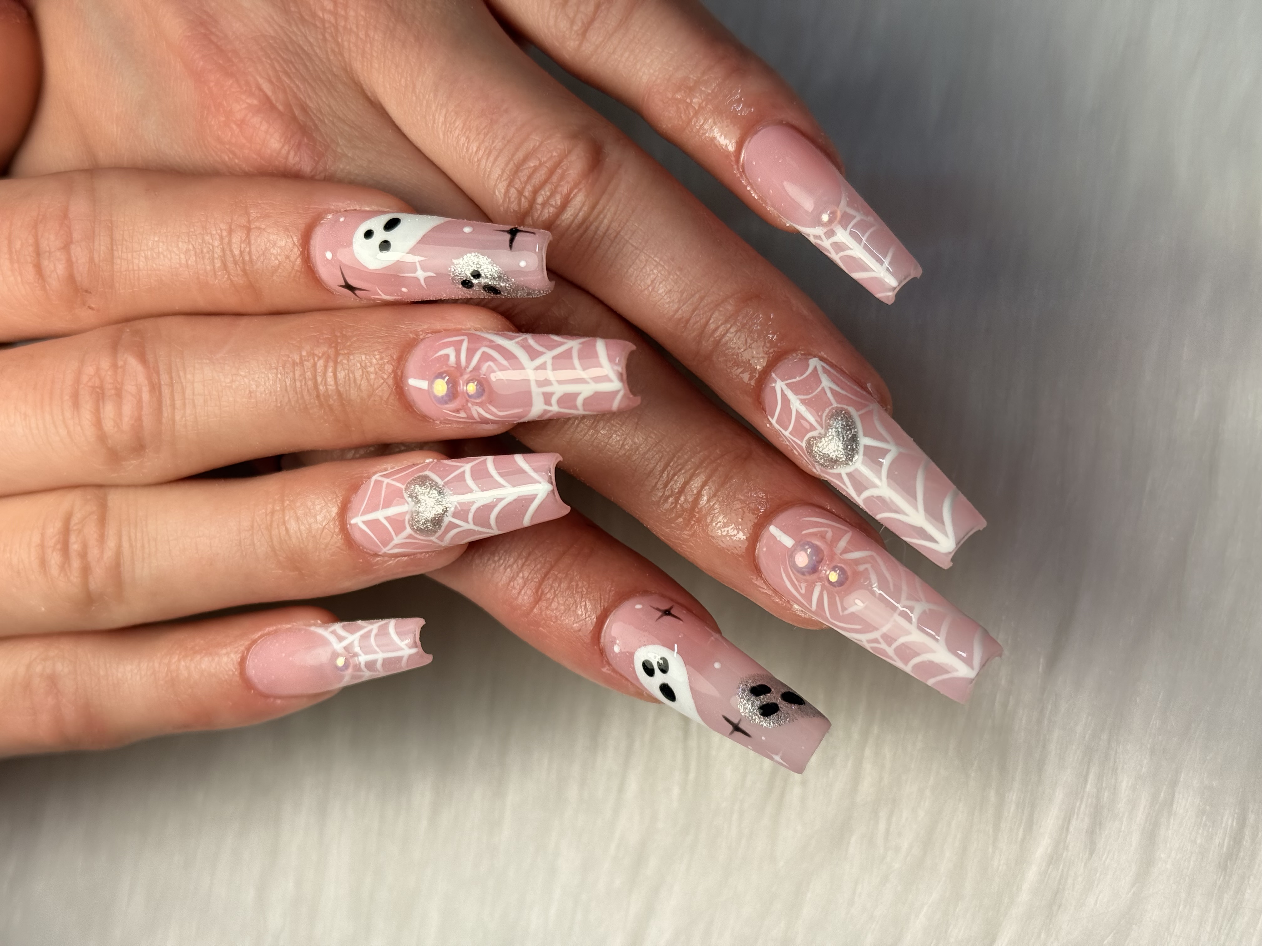 Images O'Luxe par Savannah - Maquillage permanent, Pose de cils, Pose d'ongles Charlesbourg