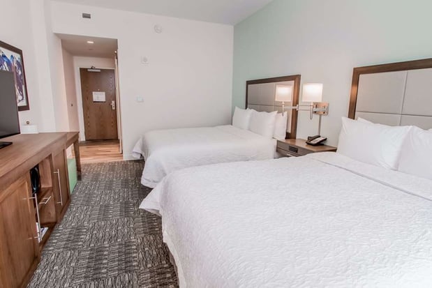 Images Hampton Inn & Suites Panama City Beach-Beachfront
