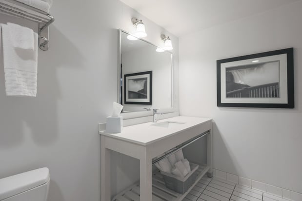 Images Crowne Plaza Niagara Falls NY - Riverside by IHG