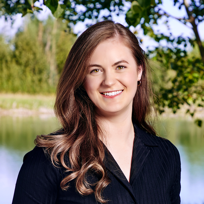 Gillian Newburn headshot.