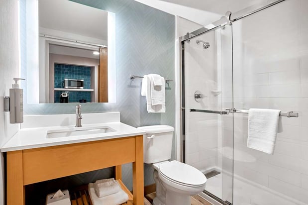 Images Hilton Garden Inn LAX Los Angeles Airport