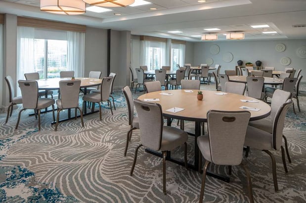 Images Hilton Garden Inn Orlando Airport