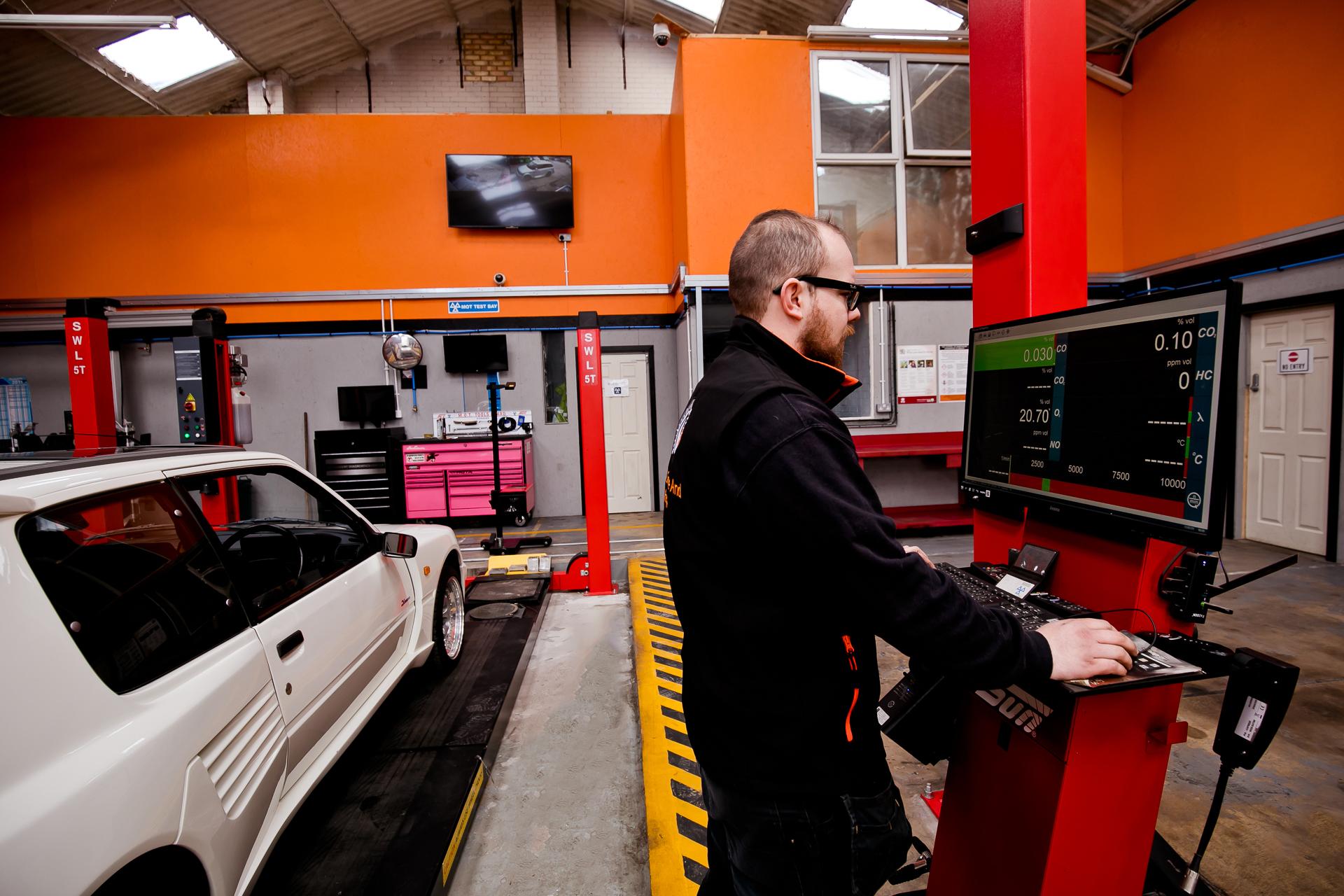 Images RKH Service & Repair | MOT Ashford Kent