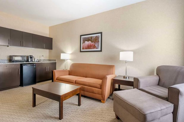 Images Best Western Plus Howe Inn