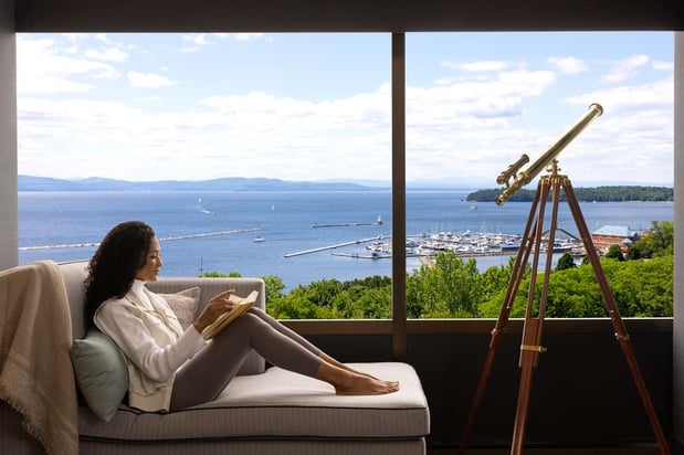 Images Hotel Champlain Burlington, Curio Collection by Hilton