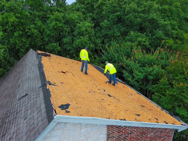 Images MacDonald Roofing & Remodeling