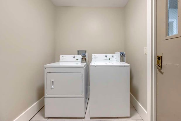 Images Best Western Plus Grand Manor Inn