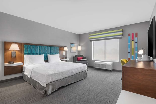 Images Hampton Inn & Suites Bakersfield Central