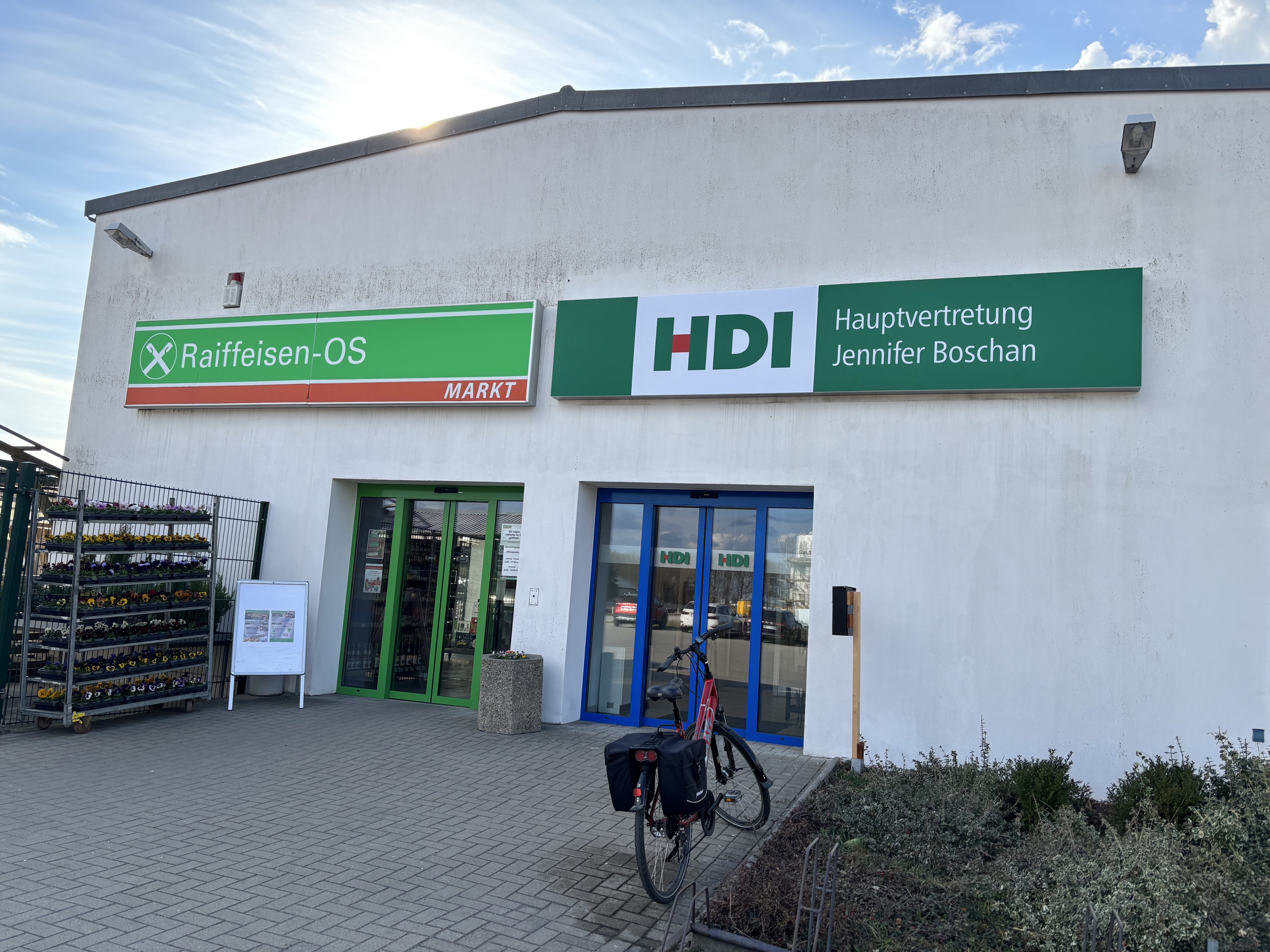 Bild 7 HDI Versicherungen: Jennifer Boschan in Tauche