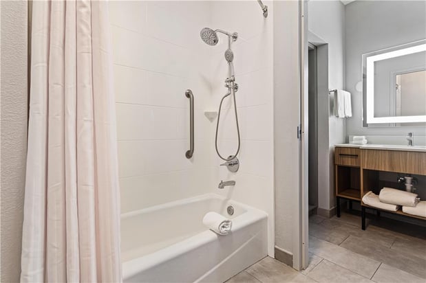 Images Homewood Suites by Hilton Beaumont, TX