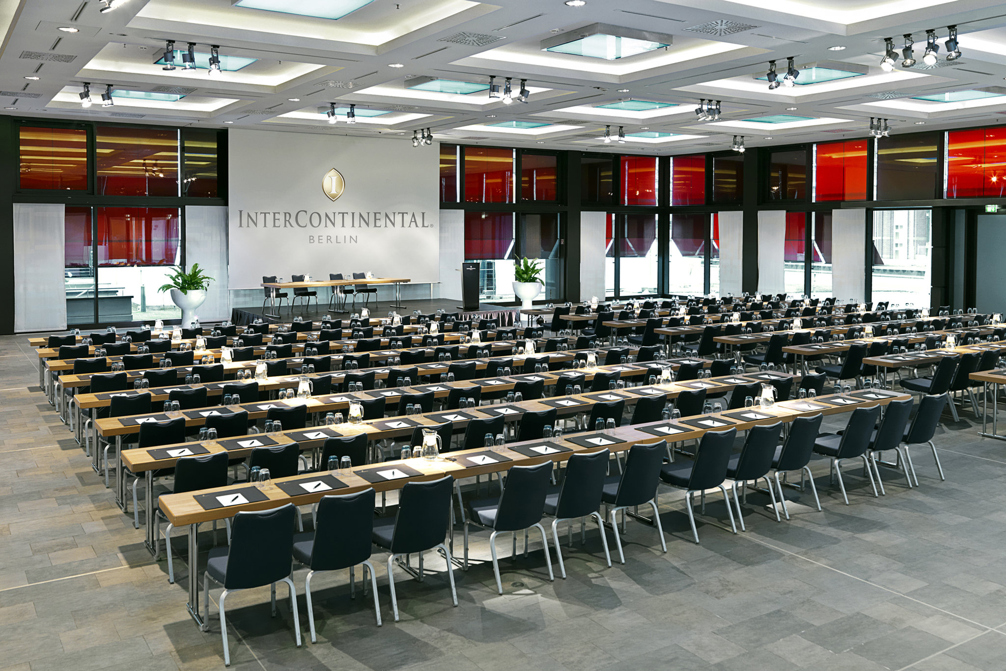 InterContinental Berlin by IHG, Budapester Strasse 2 in Berlin