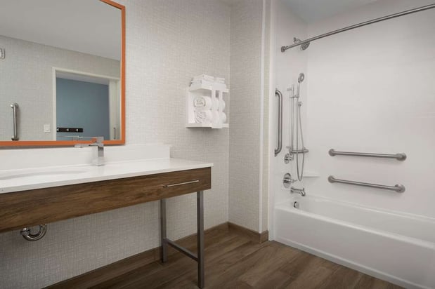 Images Hampton Inn Warroad