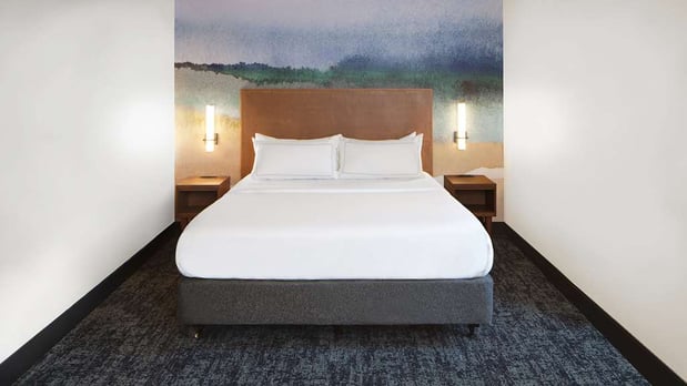 Images River's Edge Hotel Portland, Tapestry Collection by Hilton