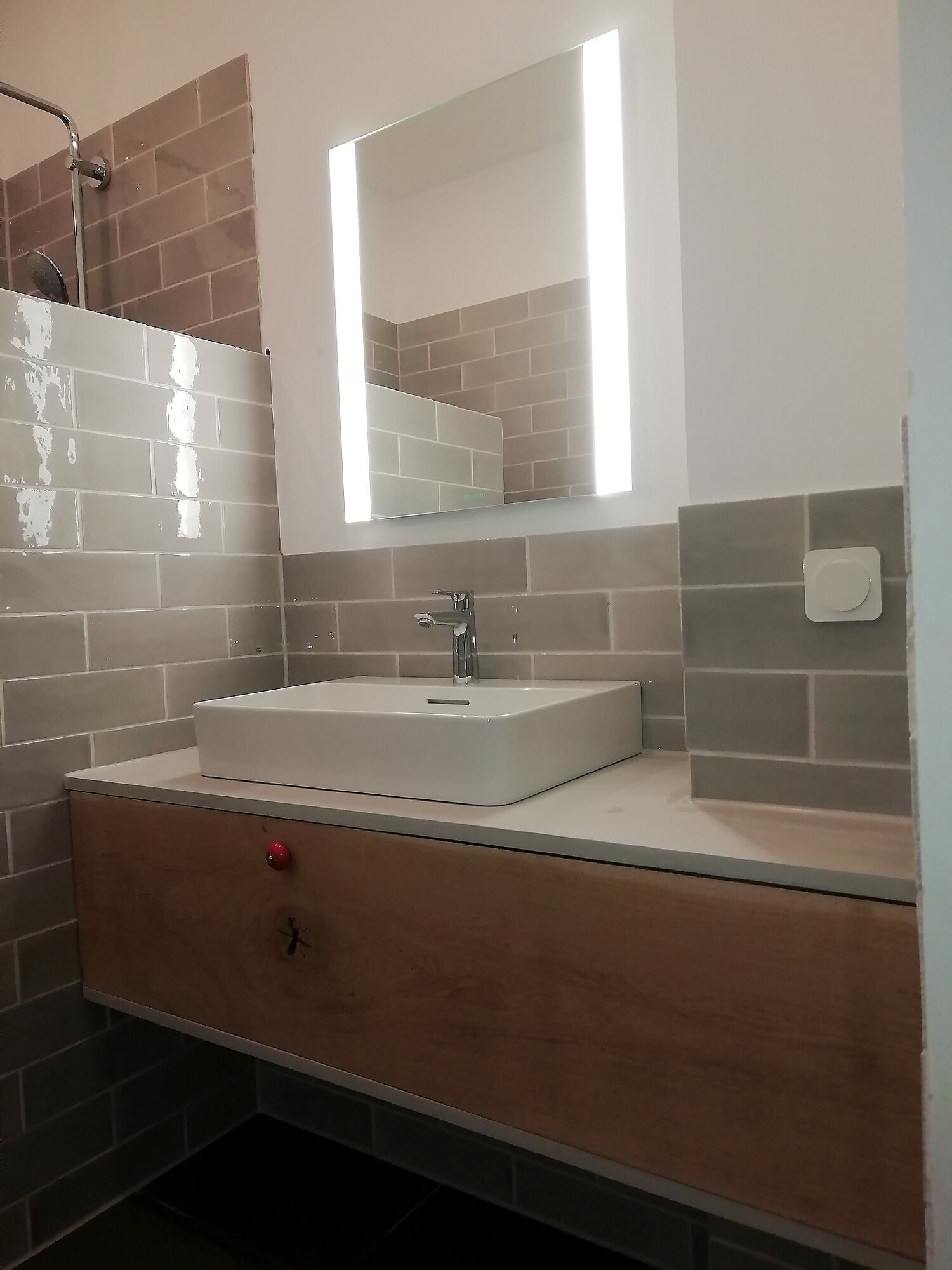 Fliesen und Fugenlos  Fugenloses Bad, Boden & Treppe - Design ohne Grenzen, Im Thurner Feld 13 in Köln