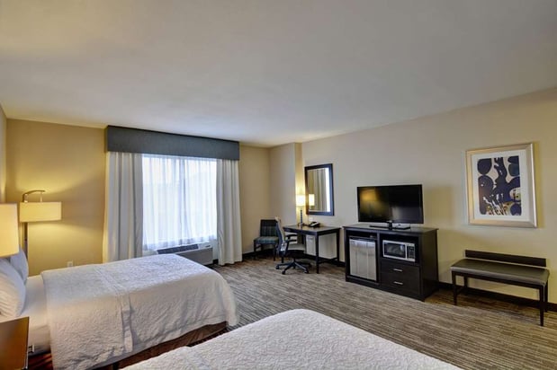 Images Hampton Inn & Suites Denver/Airport-Gateway Park
