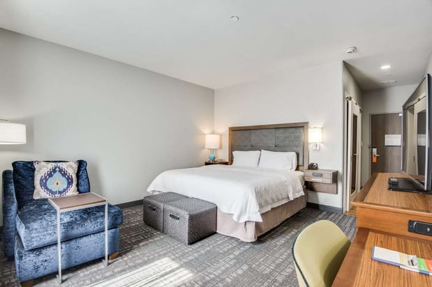 Images Hampton Inn & Suites Dallas/Ft. Worth Airport South