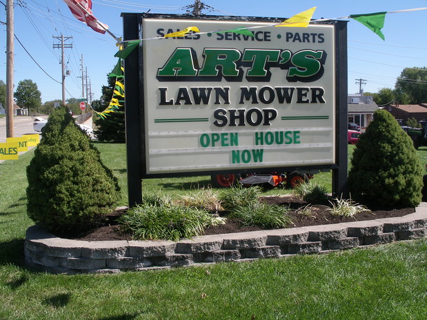 Images Art's Lawn Mower Shop Inc.