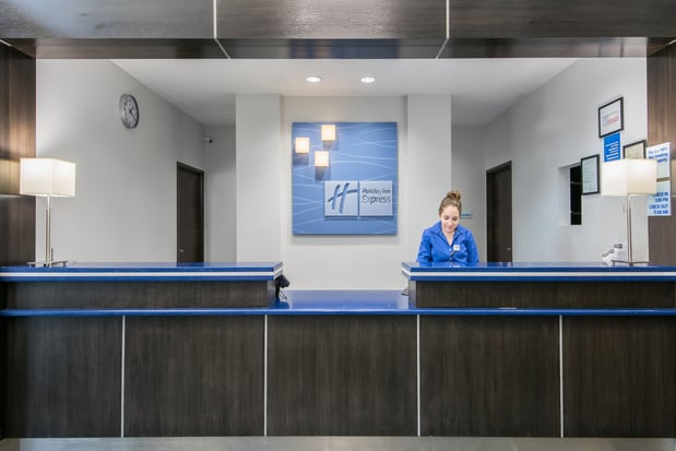 Images Holiday Inn Express & Suites Houston North - IAH Area by IHG