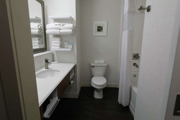 Images Hampton Inn Dyersburg