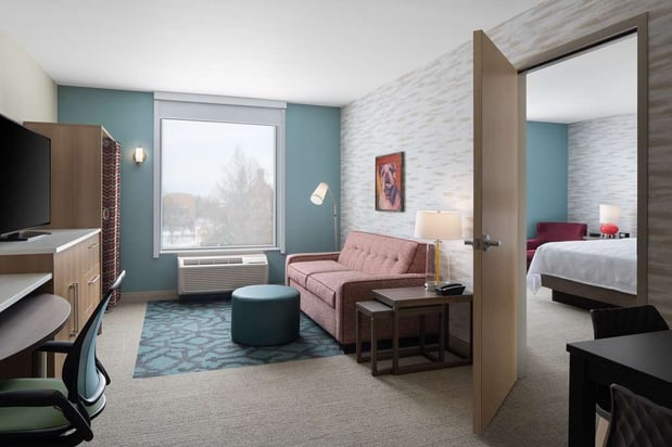 Images Home2 Suites Des Moines at Drake University