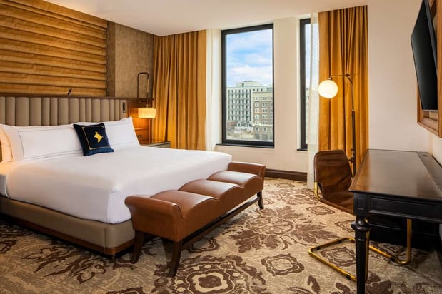 Images The Peregrine Omaha Downtown, Curio Collection by Hilton