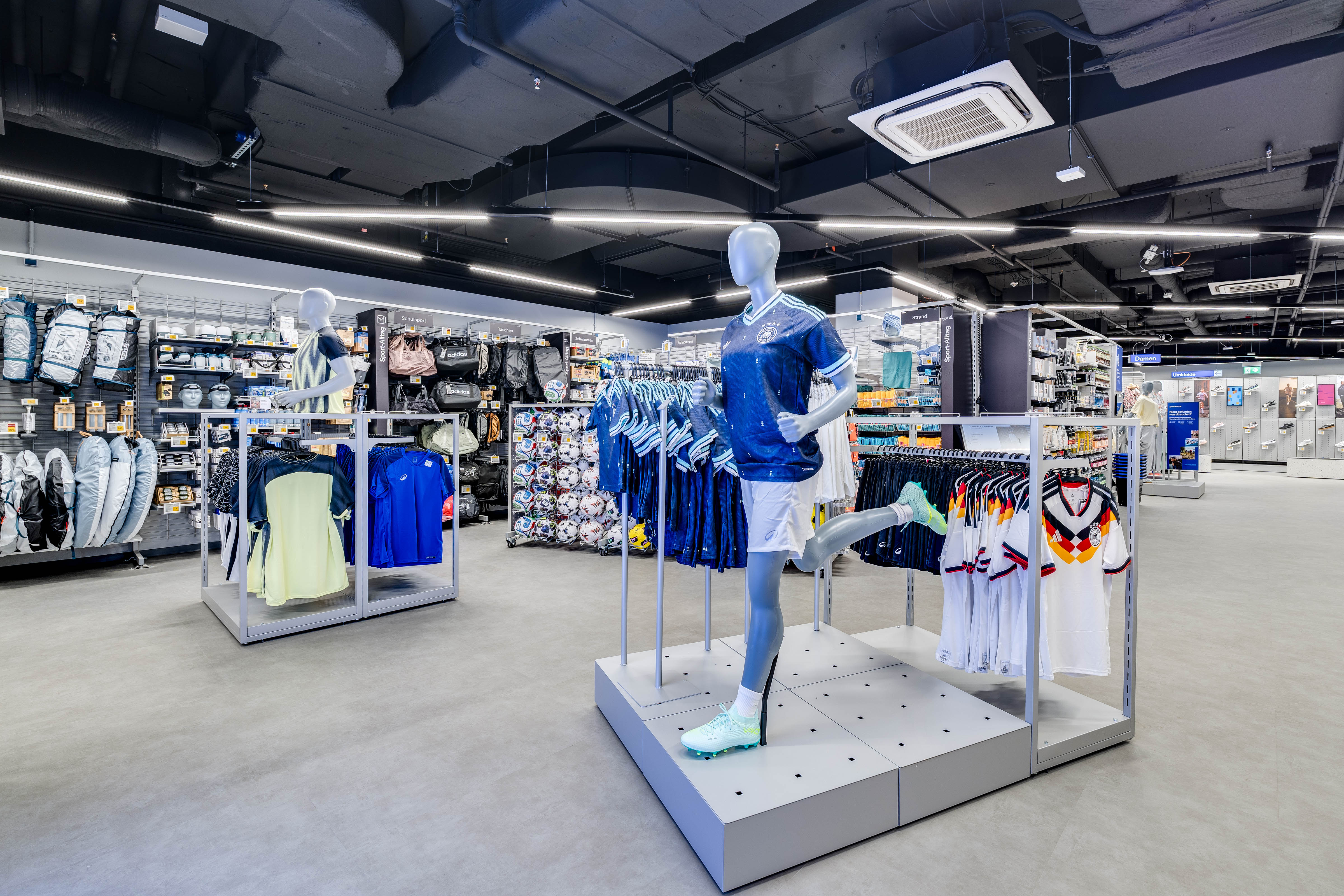 DECATHLON Connect Leipzig Hauptbahnhof, Willy-Brandt-Platz 1 in Leipzig