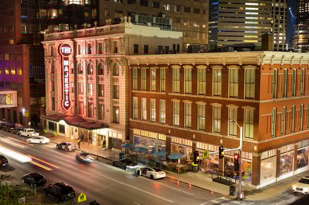 Images Holiday Inn Express Dallas Medical - Market Ctr by IHG