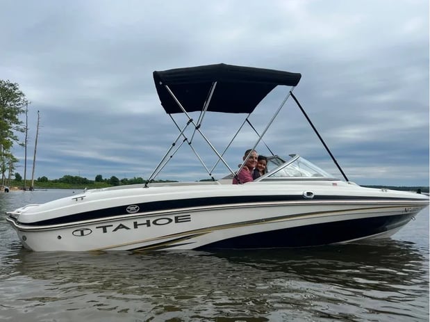 Images LETTS GO Watersports