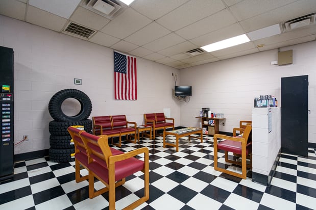 Images Tire Discounters
