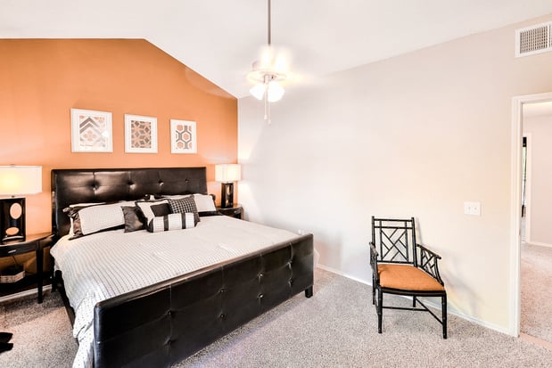 Images Winsted at Valley Ranch Apartments