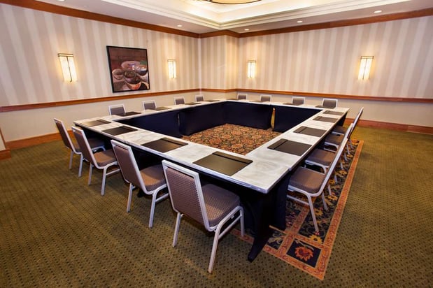 Images Hilton Chicago/Oak Brook Suites