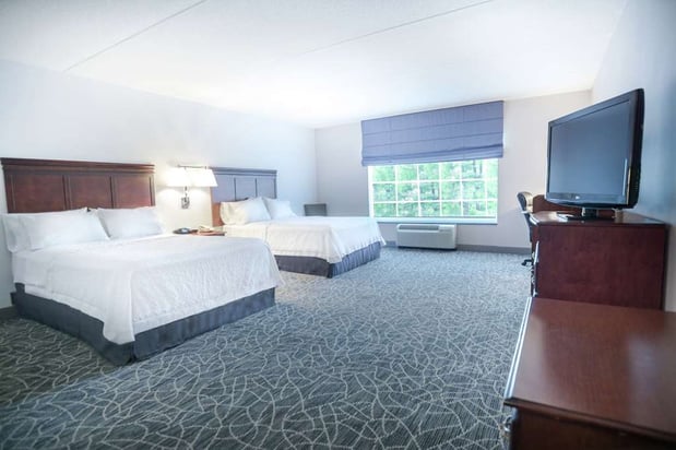 Images Hampton Inn & Suites Berkshires-Lenox