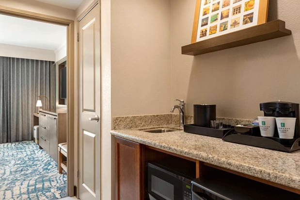 Images Embassy Suites by Hilton Tampa Downtown Convention Center