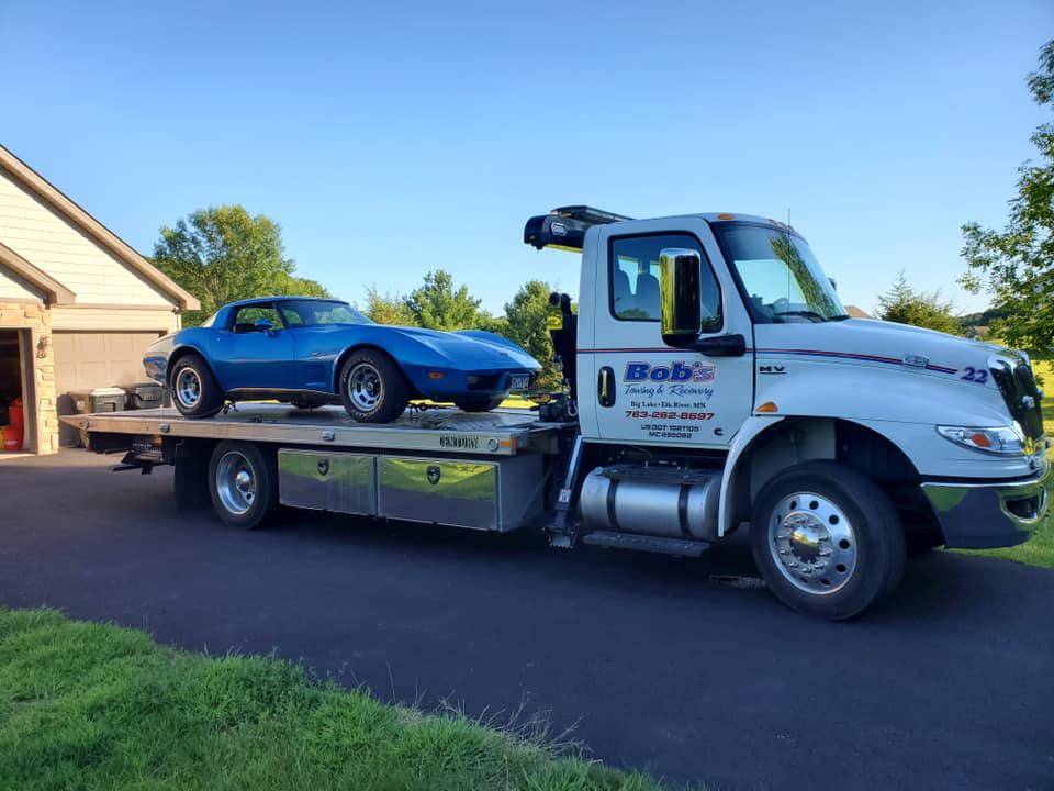 At Bob's Towing & Recovery, we provide high quality work in our towing services that will leave you completely satisfied. Contact us if you are interested or in need of more information.