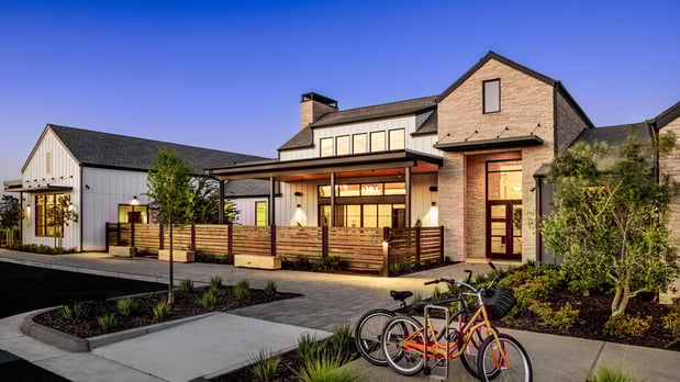 Images Regency at Tracy Lakes