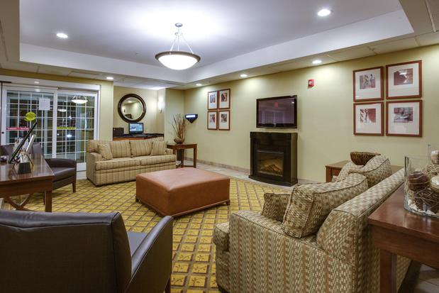 Images Candlewood Suites Richmond Airport, an IHG Hotel
