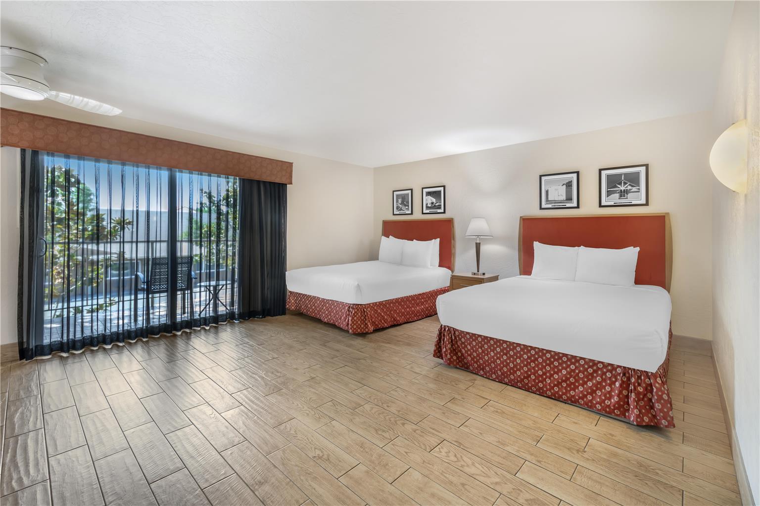 Double Queen - Balcony