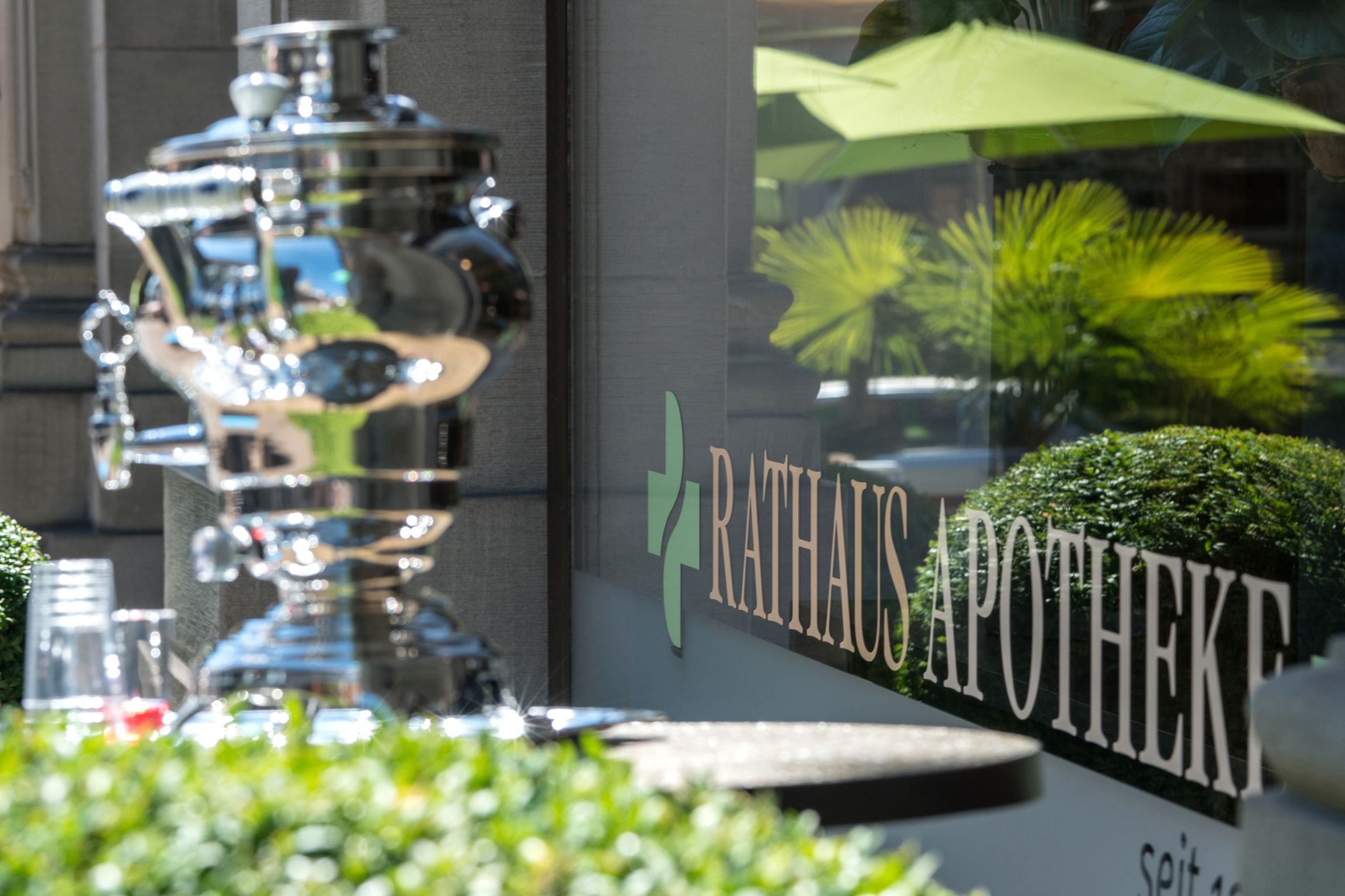 Bilder Rathaus Apotheke C. Held AG