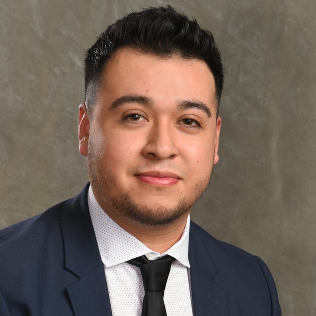 Images Edward Jones - Financial Advisor: Peter Telles Vasquez